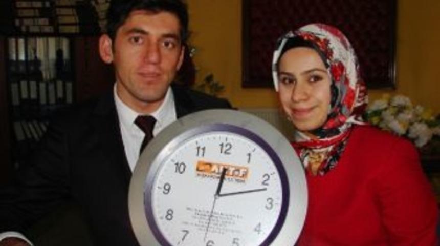 Bir 12 &Ccedil;ılgınlığı Daha