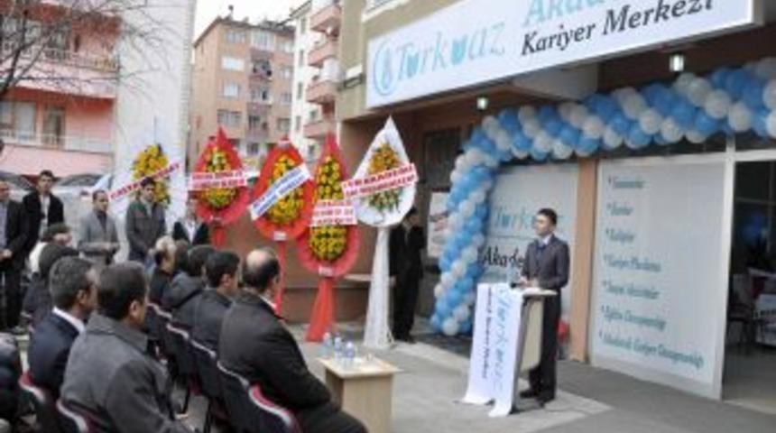Amasya&rsquo;da Turkuaz Akademik Kariyer Merkezi A&ccedil;ıldı