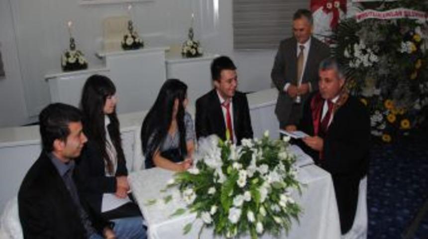 12.12.2012 Saat 12.12'de Birbirlerine 'evet' Dediler