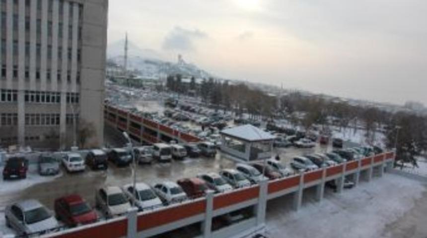 Aziziye Katlı Otopark, Daha İşletmeye A&ccedil;ıldığı İlk G&uuml;nde Doldu-taştı