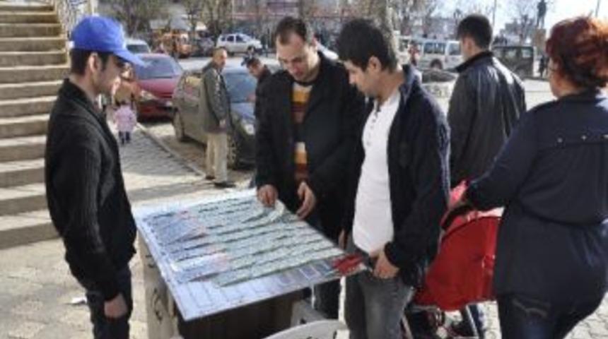 Şırnaklı Vatandaşlardan Milli Piyangoya İlgi