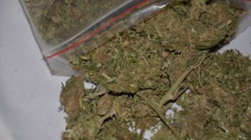 Uyuşturucu Tacirleri Yakalandı