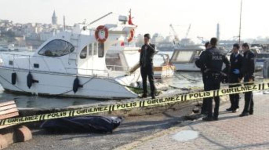 Eski Futbolcunun Cesedi Denizde Bulundu