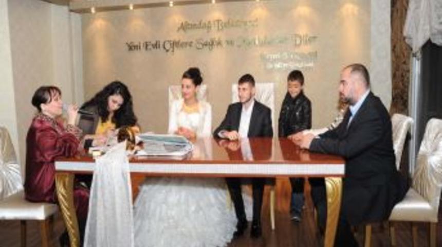 Altındağ&rsquo;da 12.12.12'de 60 &Ccedil;ift D&uuml;nyaevine Girdi