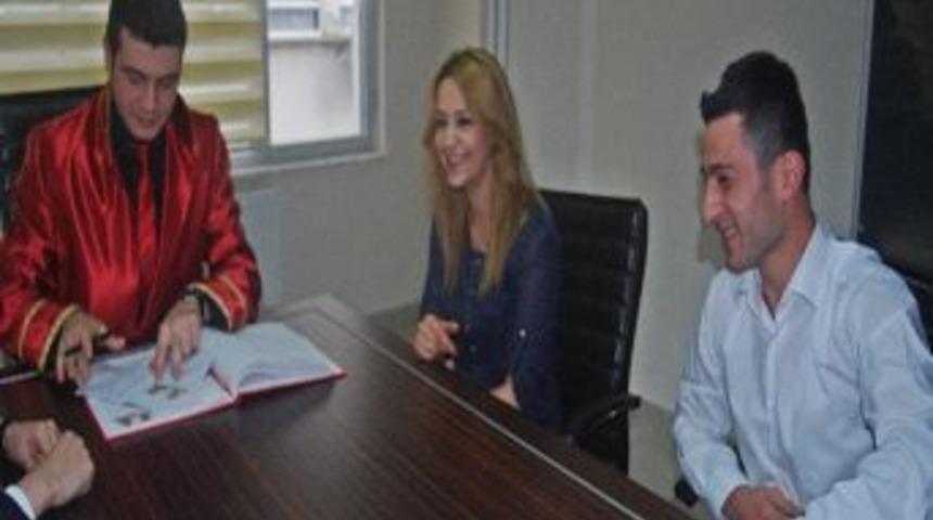 Giresun&rsquo;da 12.12.2012 Tarihinde Bir G&uuml;nde En Fazla Nikah Kıyma T&ouml;reni Ger&ccedil;ekleşti