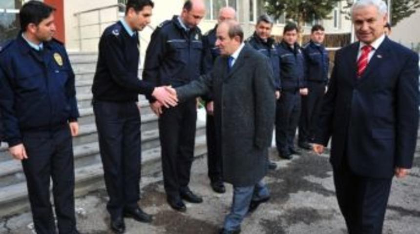 Vali &Ouml;zt&uuml;rk&rsquo;ten Pmyo M&uuml;d&uuml;r&uuml; Şahin&rsquo;e Ziyaret&hellip;