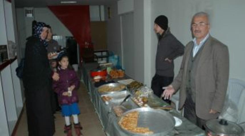 Suşehri'nde Ihtiya&ccedil; Sahipleri Yararına Kermes A&ccedil;ıldı