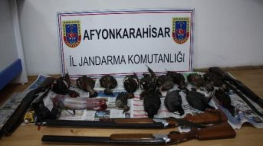 Ava Giderken Avlandılar