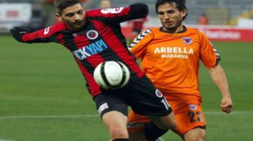 Gen&ccedil;lerbirliği: 2 - Mersin İdmanyurdu: 3