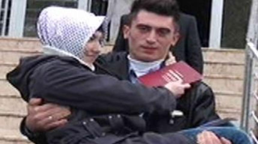 12.12.2012'de Evlenmek İ&ccedil;in Hasta Yatağından Kalktı