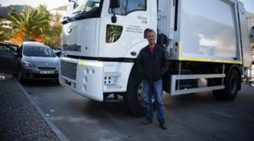 Dat&ccedil;a Belediyesi Ara&ccedil; Parkını Genişletiyor