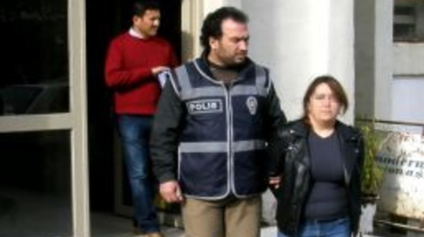 İnternetten Kadın Sesi Taklidiyle Dolandırıcılık Polise Takıldı