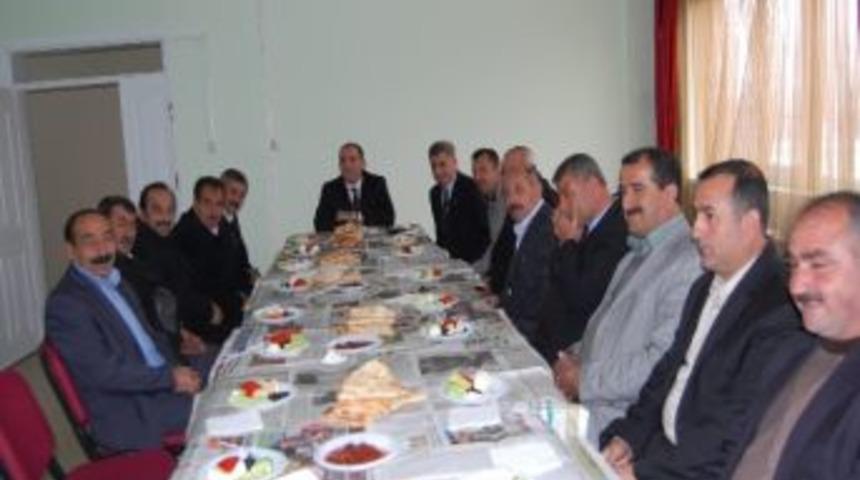 Emniyetten Muhtarlara Kahvaltı