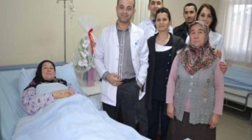 Kula'da Kapalı Safra Kesesi Ameliyatı Yapılıyor