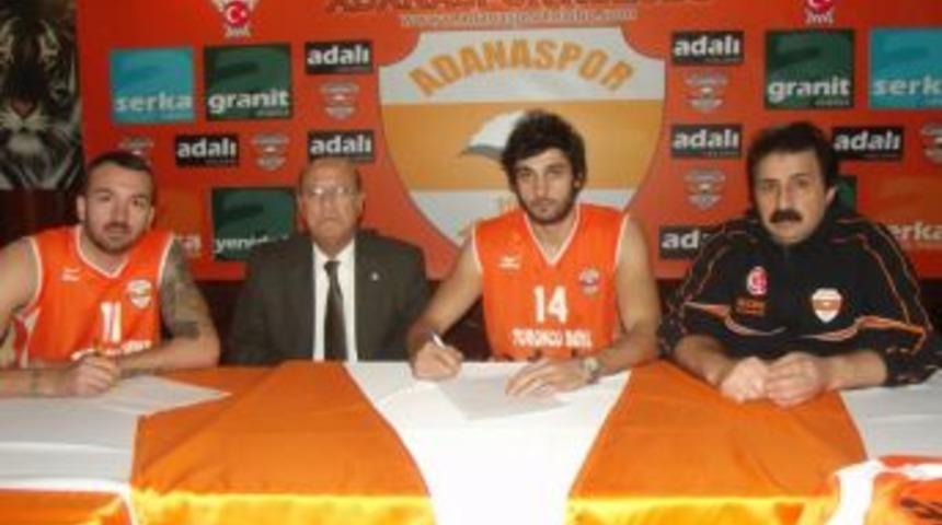 Adanaspor'da 2 imza