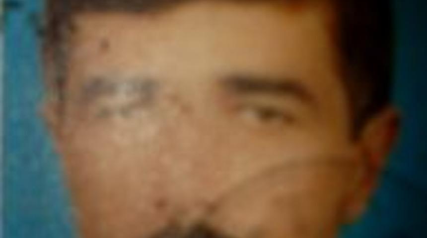 İki trakt&ouml;r arasında sıkışan adam &ouml;ld&uuml;