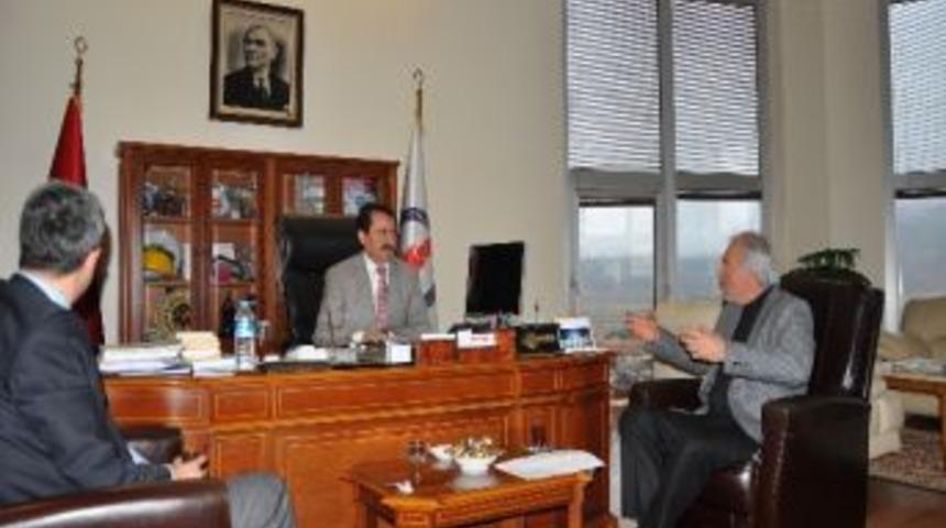 Ak Parti K&uuml;tahya İl Kamil Sara&ccedil;oğlu: