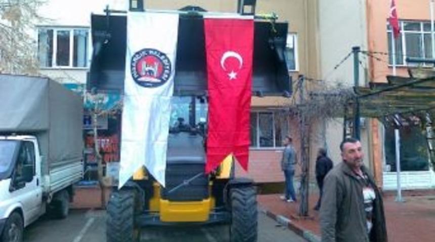 Hisarcık Belediyesi'ne Yeni İş Makinesi