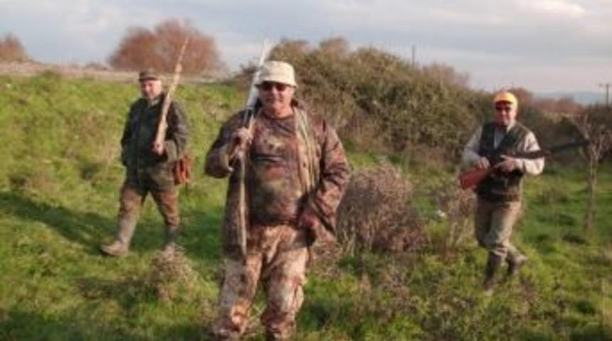 Bursa'da Ka&ccedil;ak Avcılara Baskın