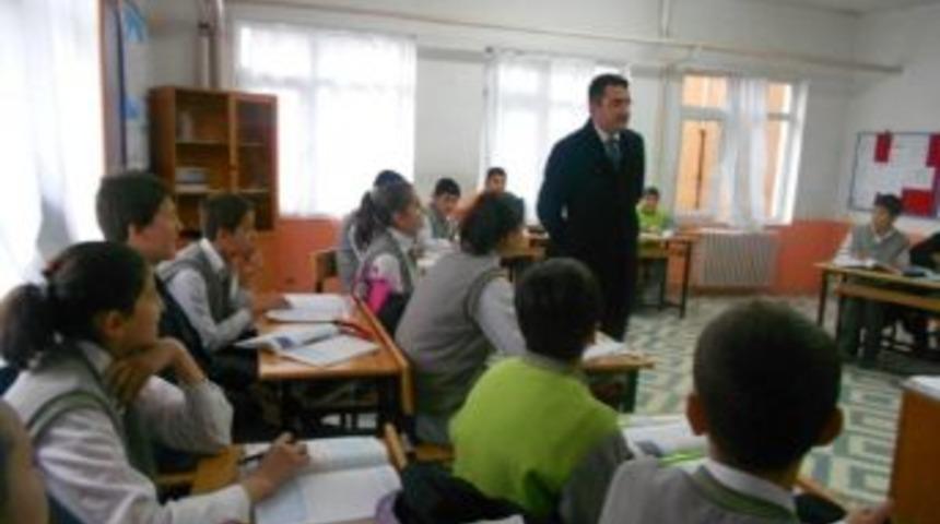 Kaymakam &Ccedil;ınar&rsquo;dan &Ouml;ğrencilere Ziyaret