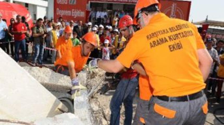 Karşıyaka&rsquo;da Afet Eğitimleri &Ouml;ğrencilerle Devam Ediyor