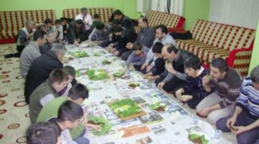 Veliler Arası &Ccedil;iğ K&ouml;fte Gecesi