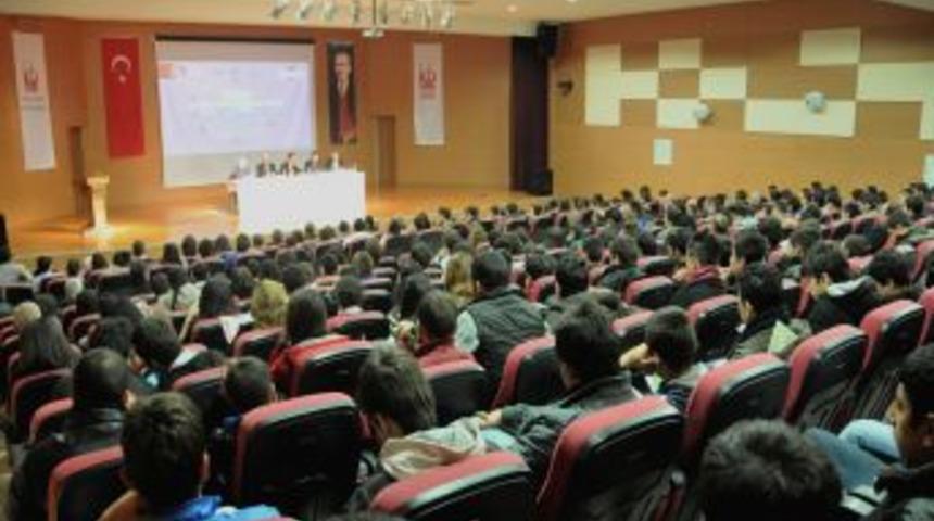 Ke&ccedil;i&ouml;ren'de &Ccedil;ocuk Hakları Panelde Ele Alındı