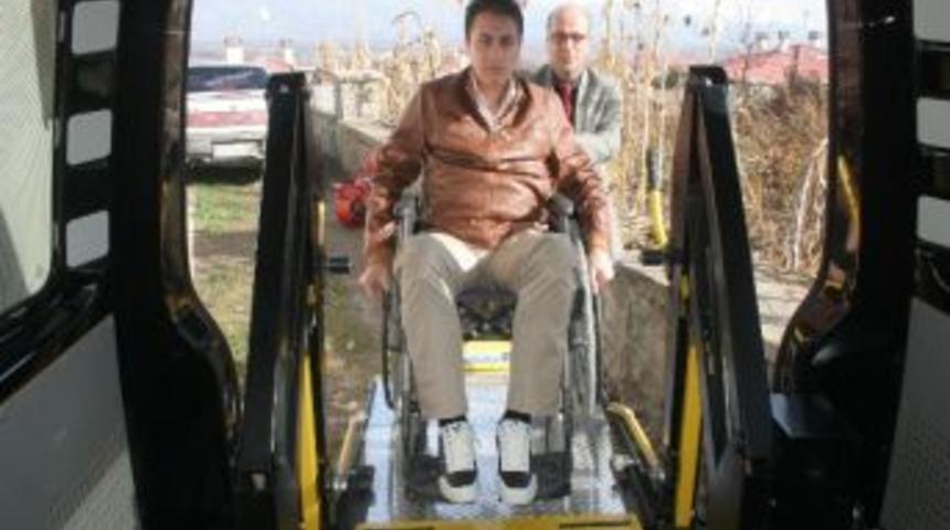 Erzincan&rsquo;da Engellilere &Ouml;zel Servis Aracı