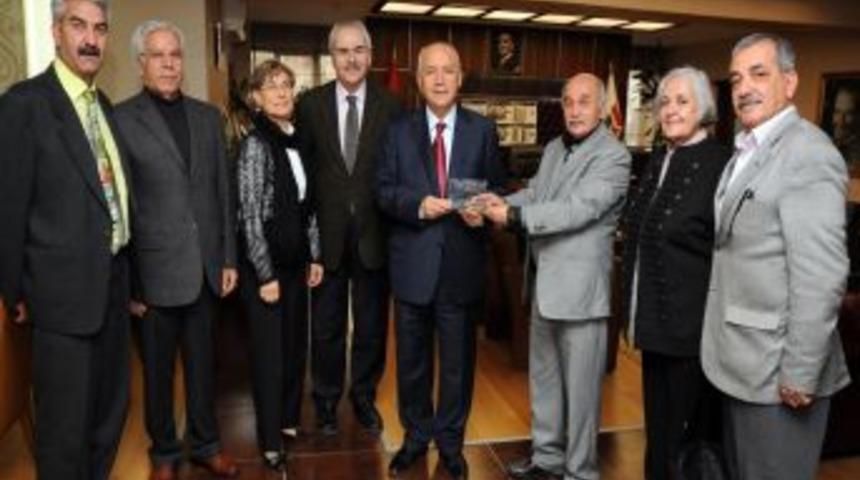 Niğdelilerden Başkan Yaşar'a Teşekk&uuml;r Ziyareti