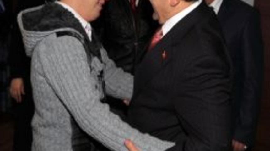 Engellilerden Başkan G&uuml;mr&uuml;k&ccedil;&uuml;oğlu'na Ziyaret