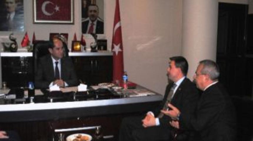 Abd Konsolosu Espinoza'nun Ak Parti Ziyareti