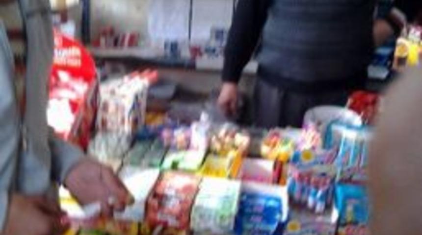 T&uuml;t&uuml;n Kontrolleri S&uuml;r&uuml;yor