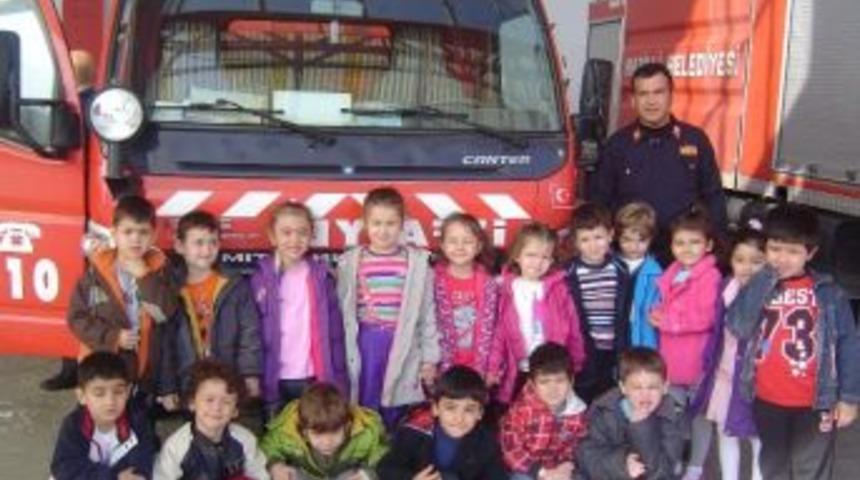 Miniklere İtfaiyecilik Anlatıldı