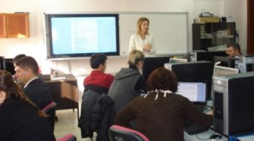 Burhaniye&rsquo;de &Ouml;ğretmenlere Hayat Boyu &Ouml;ğrenme Semineri