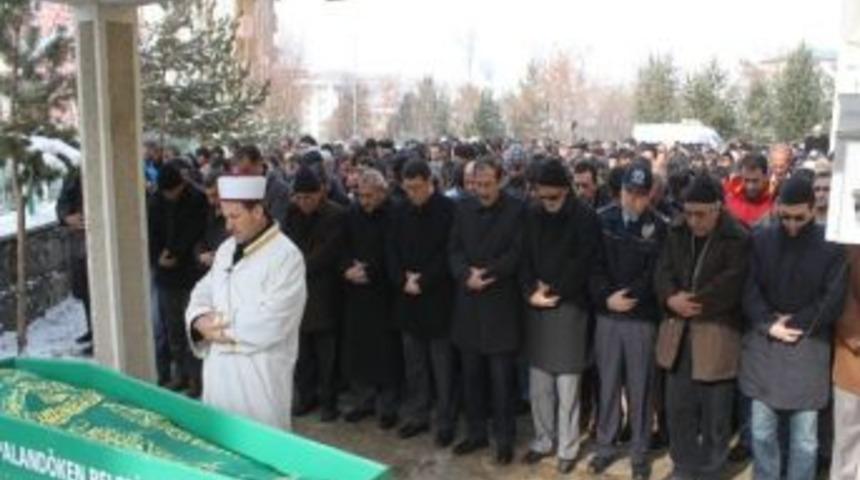 Paland&ouml;ken Belediyesi, Kubilay&rsquo;ı Y&uuml;reğine G&ouml;md&uuml;&hellip;