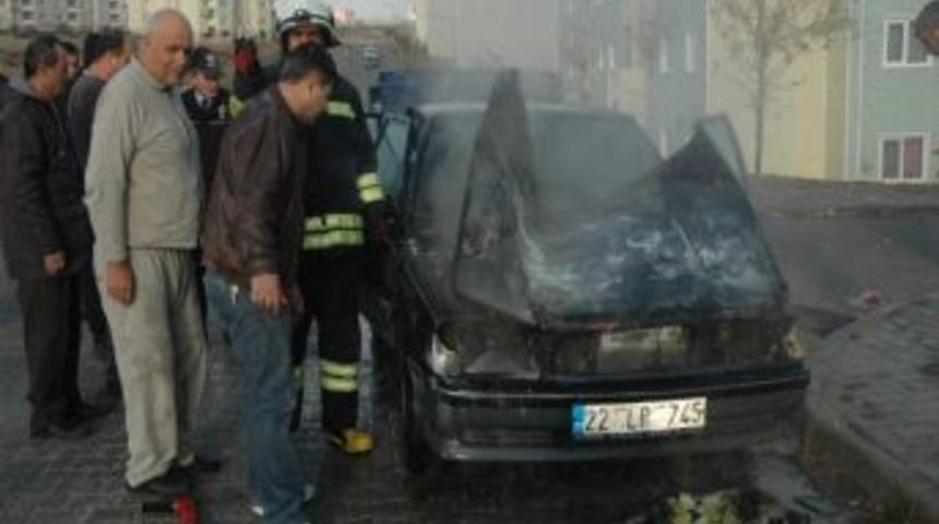 Eskişehir'de Otomobil Yandı