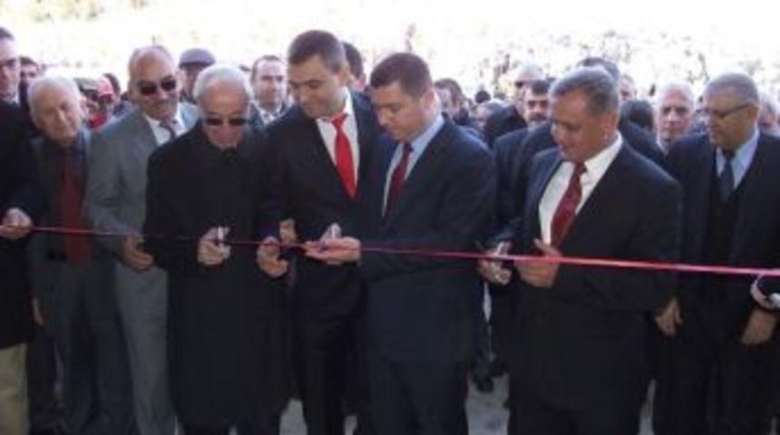 Mobilya &Uuml;retim Tesisini Eski Bakan A&ccedil;tı