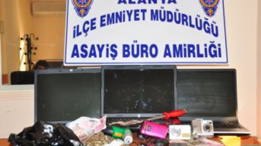 Hırsızlık Zanlısı 16. Işinde Yakayı Ele Verdi