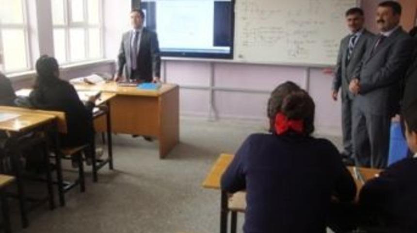 Kaymakam Babahanoğlu'ndan Okul Ziyaretleri