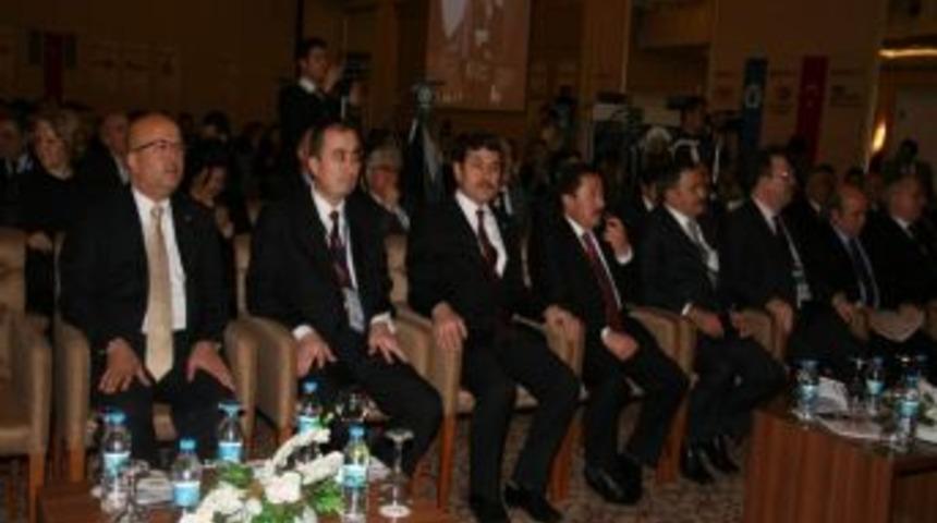 Bakan Eroğlu: &ldquo;mermer Sekt&ouml;r&uuml;n&uuml;n Gelişmesi İ&ccedil;in Kamu Ve &Ouml;zel Sekt&ouml;r&uuml;n &Ccedil;aba Sarf Etmesi Gerekiyor&rdquo;