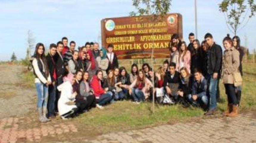 Giresun &Uuml;niversitesi'nden "bir Ağa&ccedil;'ta Senin Olsun" Kampanyası
