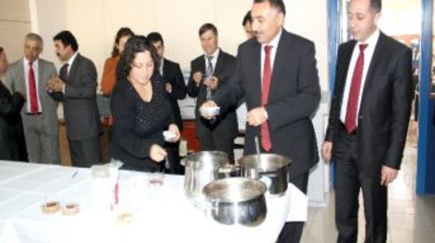 İş-kur &Ccedil;alışanlarına Aşure