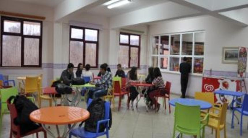İskilip Anadolu Lisesi&rsquo;nde Serbest Kıyafet Uygulaması