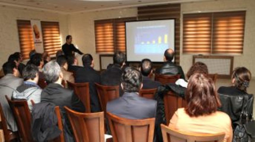 Adıyaman'da Doktorlara Hepatit-B Tedavisiyle Ilgili Eğitim Verildi
