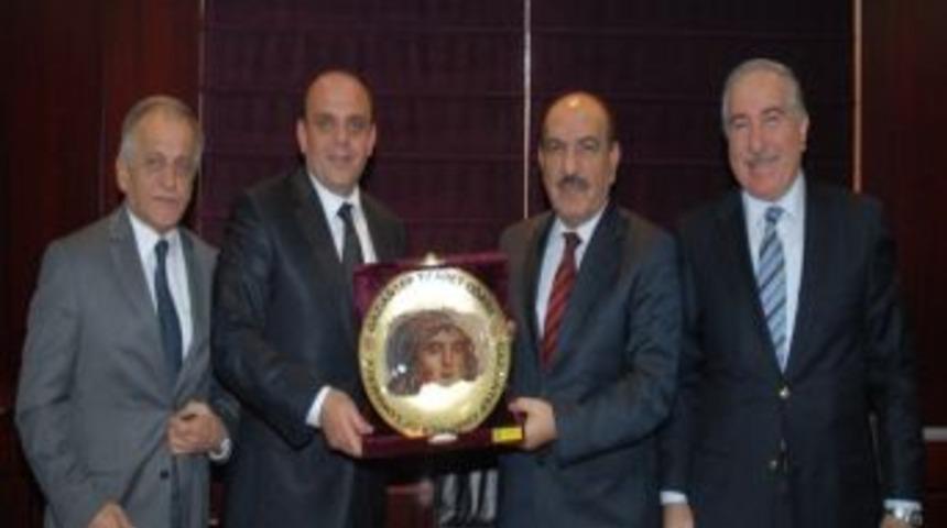 Stso Y&ouml;netimi, Gto&rsquo;yu Ziyaret Etti