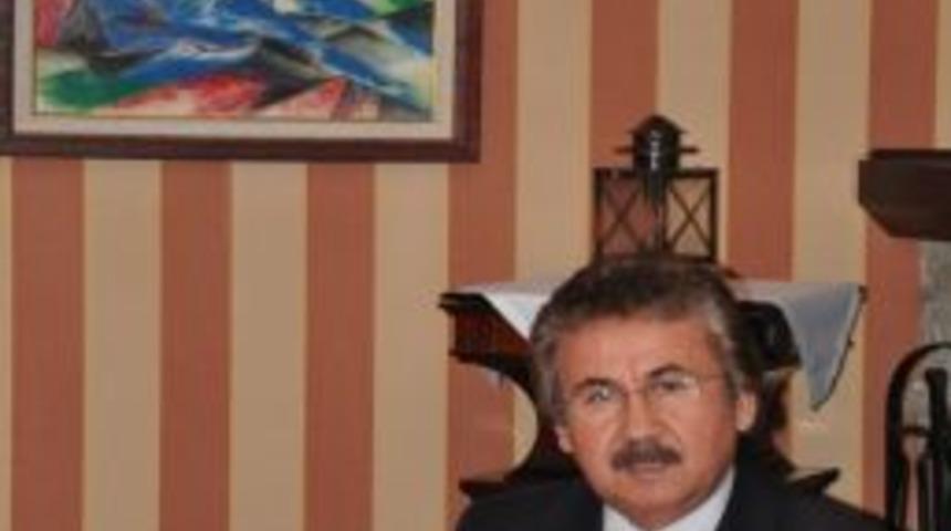 "d&uuml;nyadaki Ve T&uuml;rkiye'deki Siyasi Ve Ekonomik Gelişmeler" Konferansı