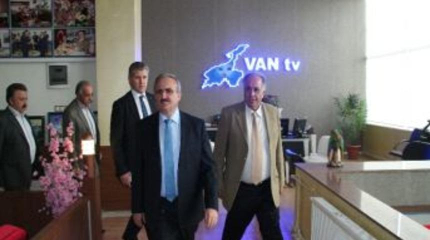 Vali Karaloğlu&rsquo;dan Van Tv&rsquo;ye Ziyaret