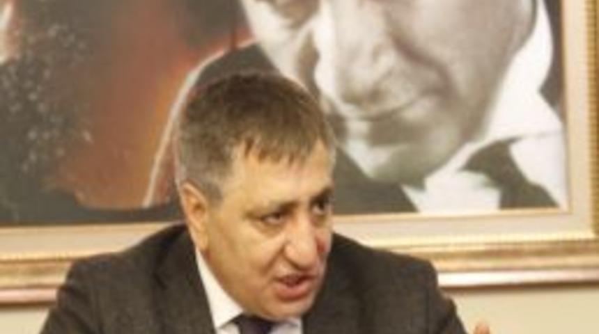 Bakan G&uuml;nay Karab&uuml;k&rsquo;e Gelecek