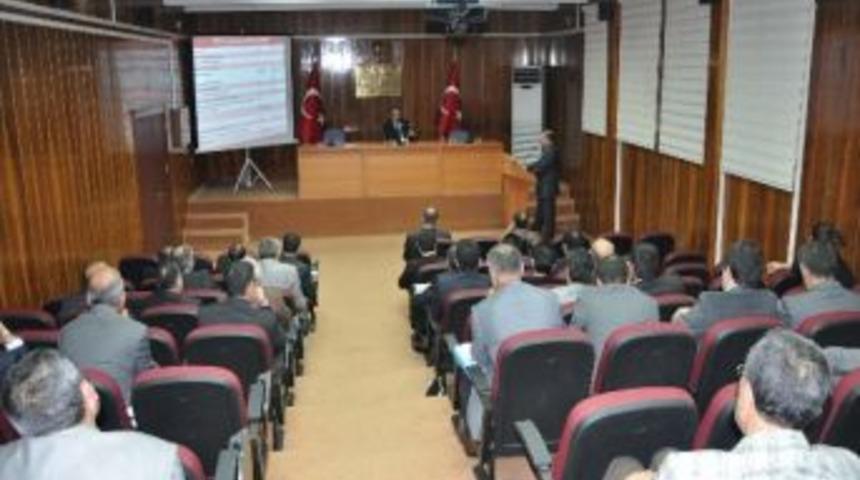 Muş'ta Kamu Hizmetlerini Değerlendirme Toplantısı