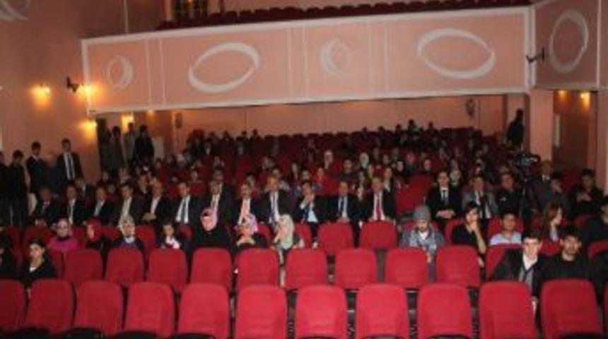 &Ccedil;ankırı&rsquo;da &ldquo;2023 Vizyonunda Gen&ccedil;lik&rdquo; Konulu Konferans